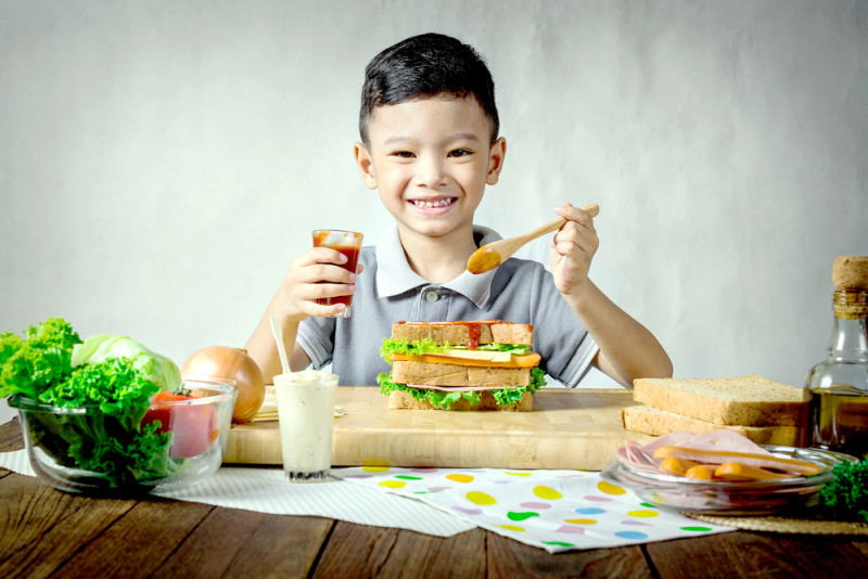 Detail Gambar Anak Sedang Sarapan Nomer 27