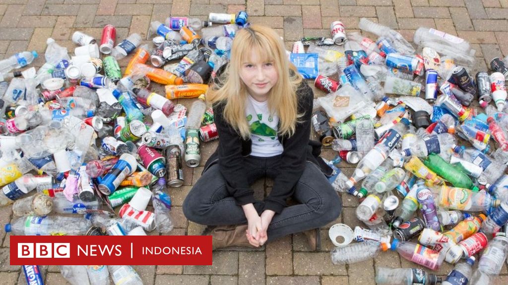 Detail Gambar Animasi Orang Berjalan Membawa Sampah Nomer 32