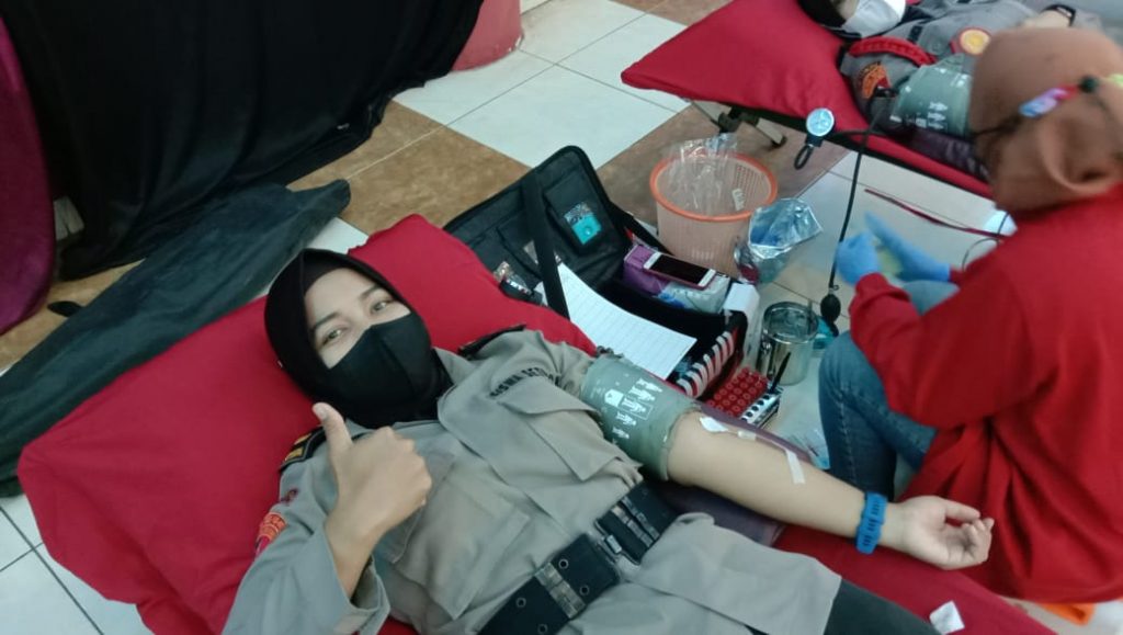 Detail Gambar Animasi Tangan Untuk Donor Darah Nomer 22