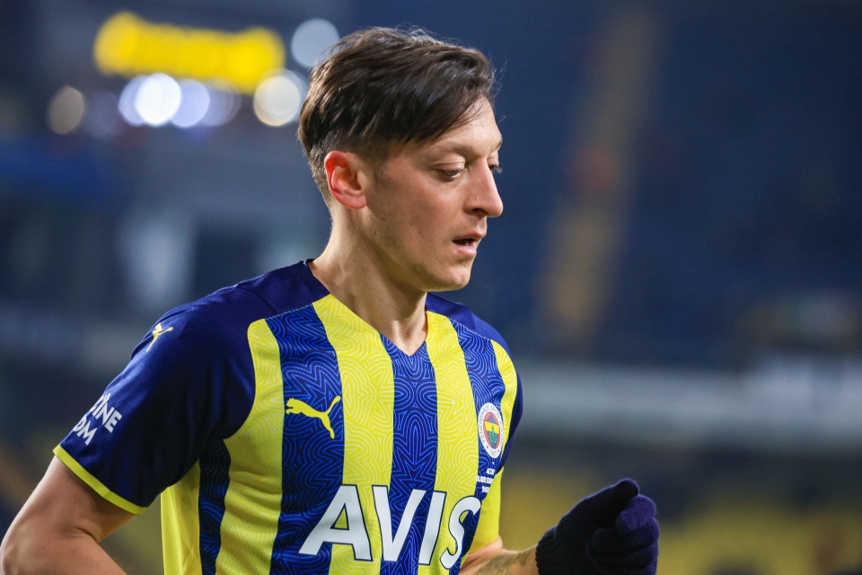 Detail Gambar Arsenal Ozil Nomer 52