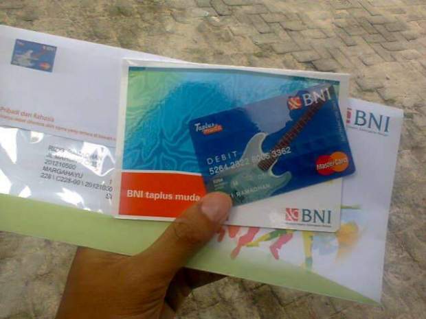 Detail Gambar Atm Debit Untuk Anak Muda Nomer 18