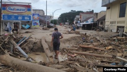 Detail Gambar Banjir Unhas Makassar Nomer 28