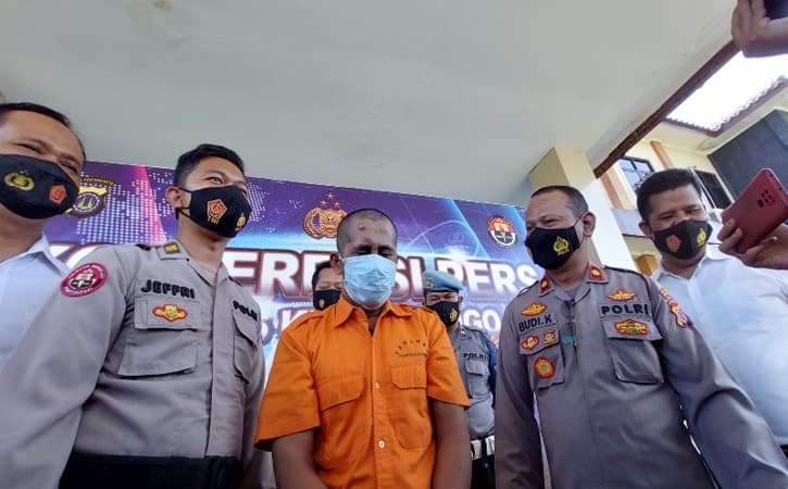 Detail Gambar Bapak Petani Di Kulon Progo Nomer 16