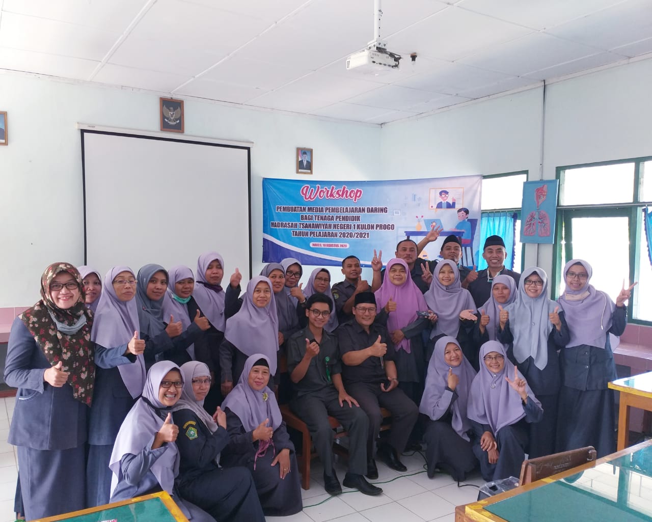 Detail Gambar Bapak Petani Di Kulon Progo Nomer 35