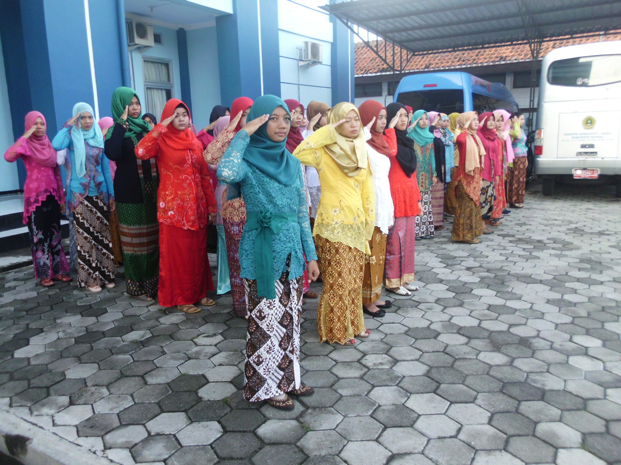 Detail Gambar Batik Smp Ibu Kartini Nomer 20