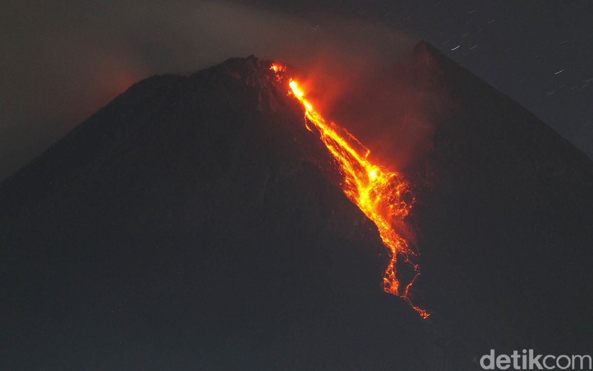 Detail Gambar Batuan Endapan Gunung Merapi Muda Nomer 8