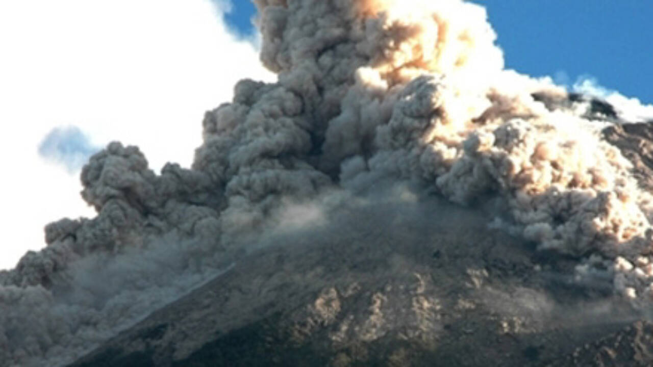 Detail Gambar Batuan Endapan Gunung Merapi Muda Nomer 16