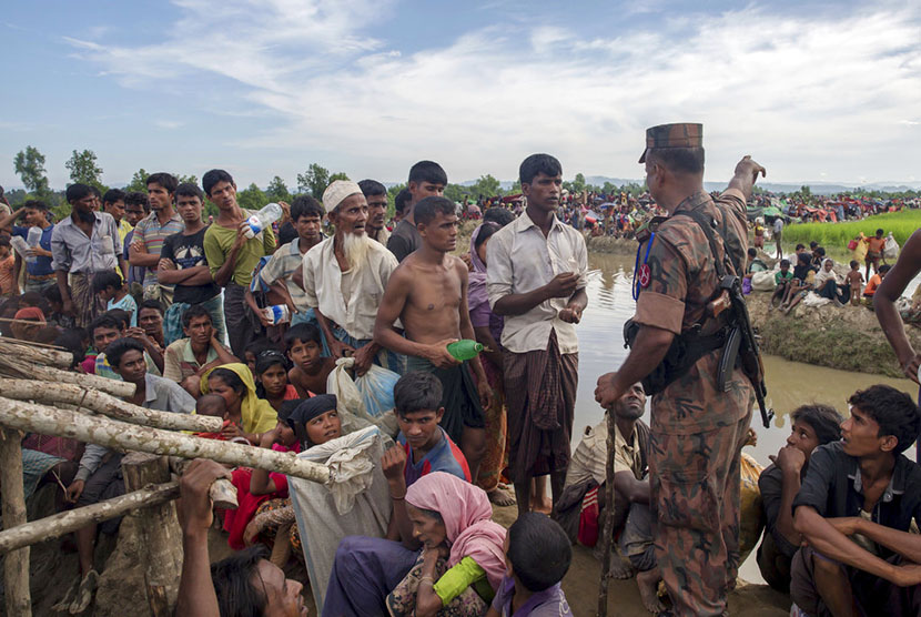 Detail Gambar Beserta Kata Tentang Kekerasan Kepada Rohingnya Nomer 30