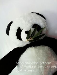 Detail Gambar Boneka Panda Yg Besar Nomer 45