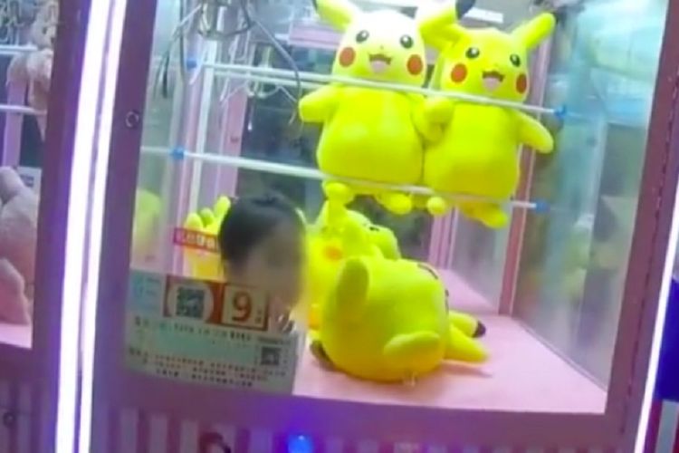 Detail Gambar Boneka Pikachu Nomer 26