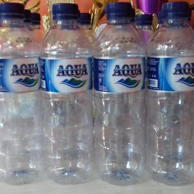 Detail Gambar Botol Bekas Aqua Nomer 2