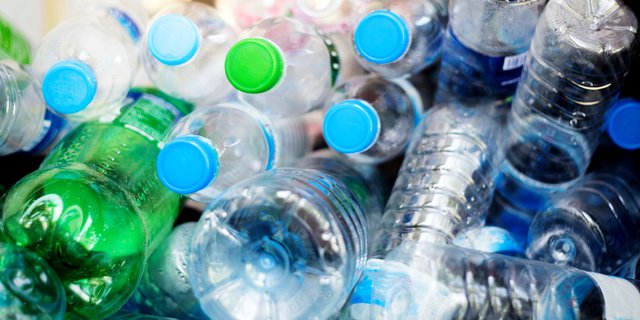 Detail Gambar Botol Plastik Bekas Nomer 17