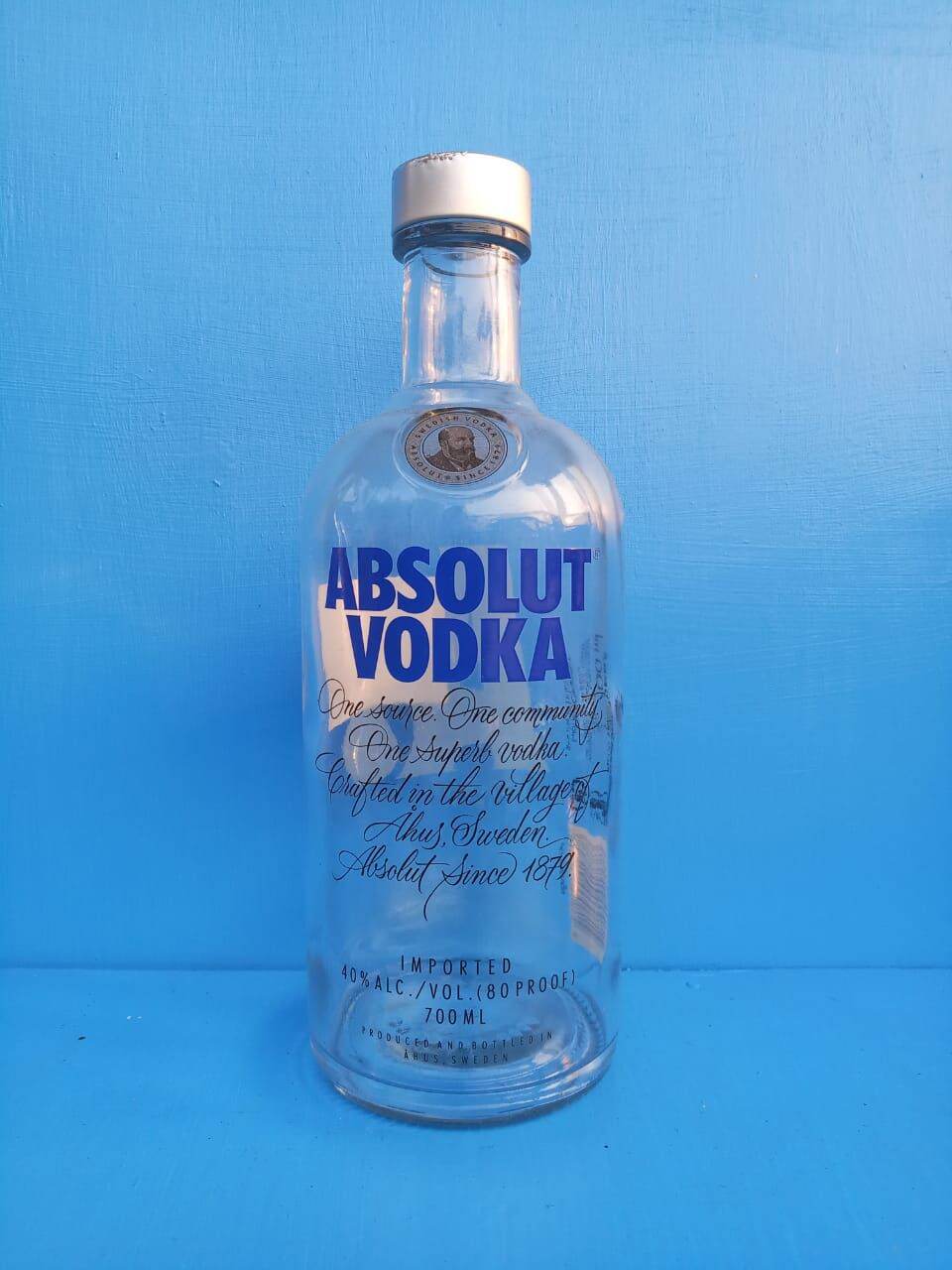 Detail Gambar Botol Vodka Nomer 5