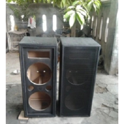 Detail Gambar Box Speaker 12 Inch Nomer 45