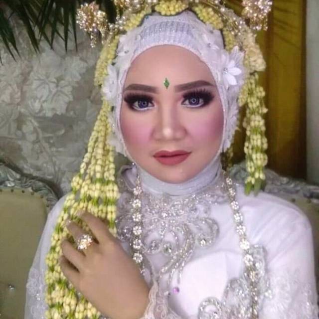 Detail Gambar Bunga Melati Untuk Pengantin Nomer 4