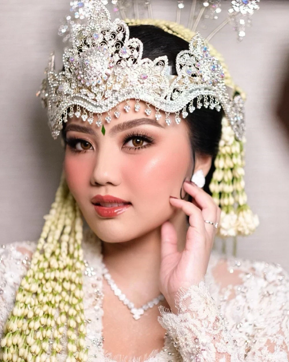 Detail Gambar Bunga Melati Untuk Pengantin Nomer 44