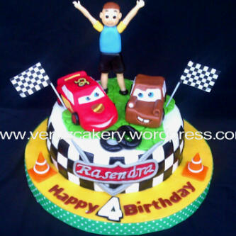 Detail Gambar Cake Mobil Cars Buttercream Nomer 27