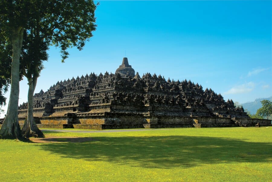 Gambar Candi Borobudur Beserta Penjelasannya - KibrisPDR