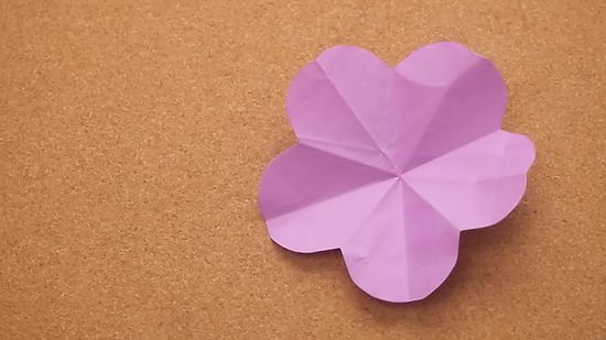 Detail Gambar Cara Membuat Bunga Dari Kertas Lipat Nomer 20