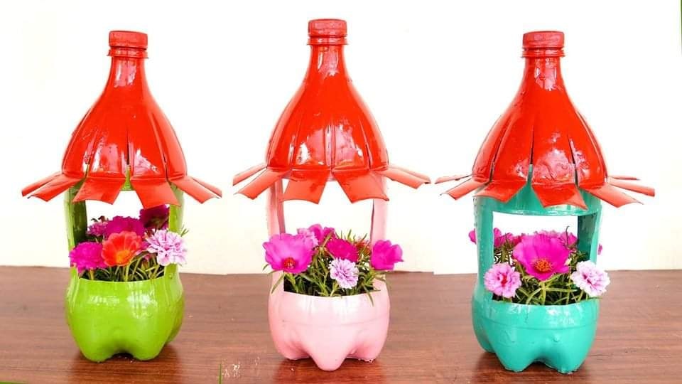 Detail Gambar Cara Membuat Pot Bunga Dari Botol Bekas Nomer 32