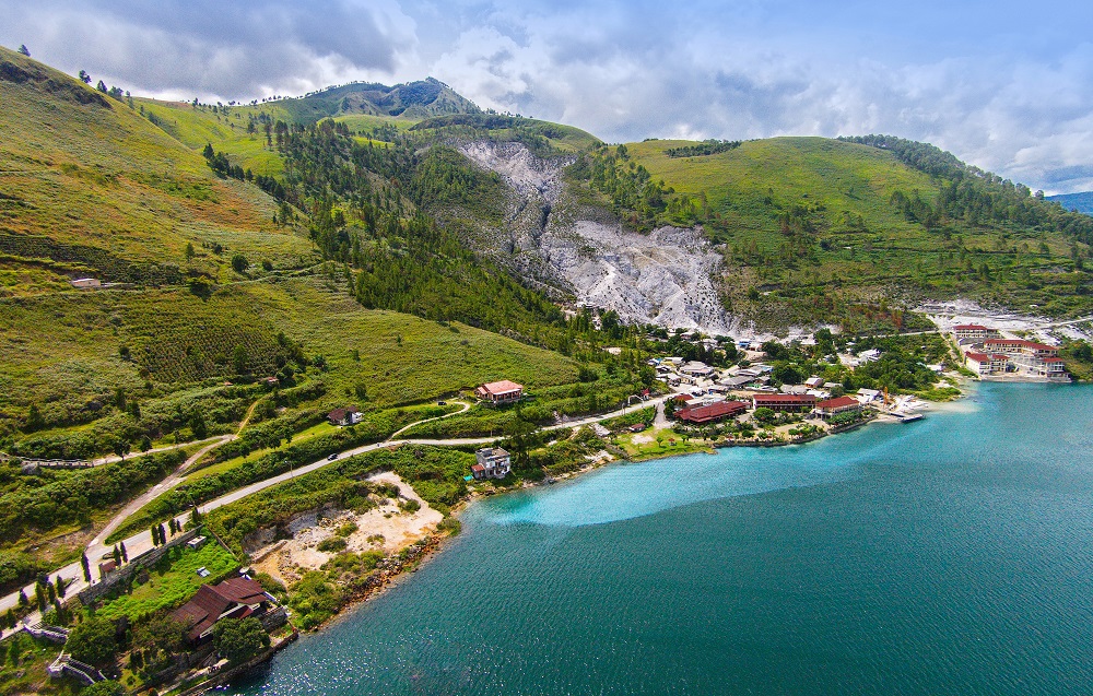 Detail Gambar Danau Toba Dan Pulau Samosir Nomer 10