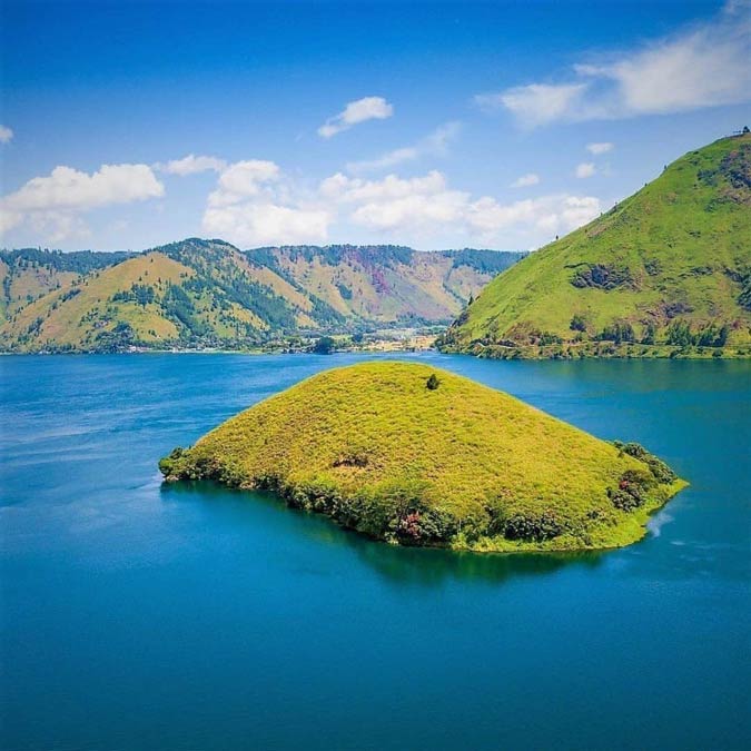 Detail Gambar Danau Toba Dan Pulau Samosir Nomer 19