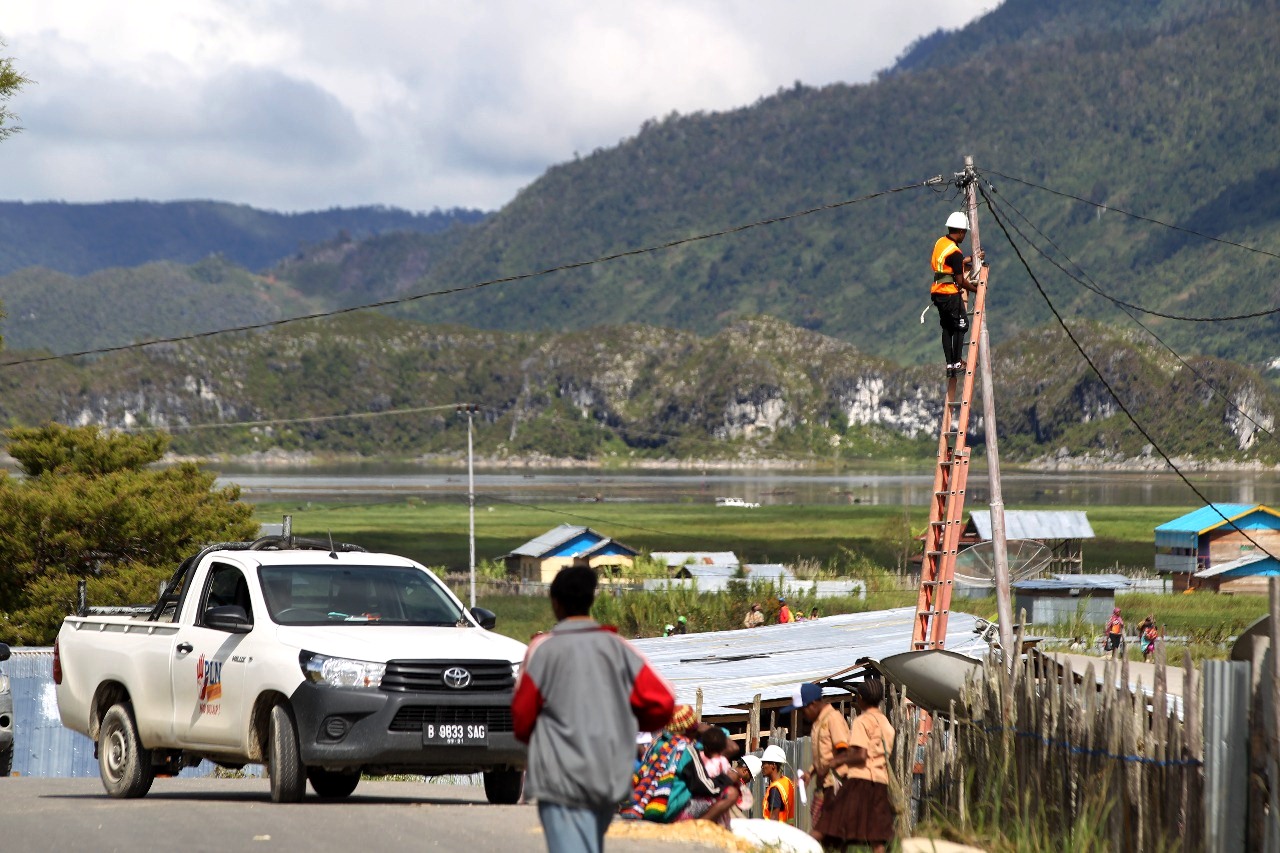 Detail Gambar Desa Di Papua Barat Nomer 35