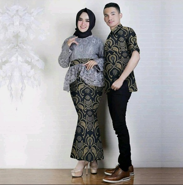 Detail Gambar Desain Baju Kebaya Nomer 38