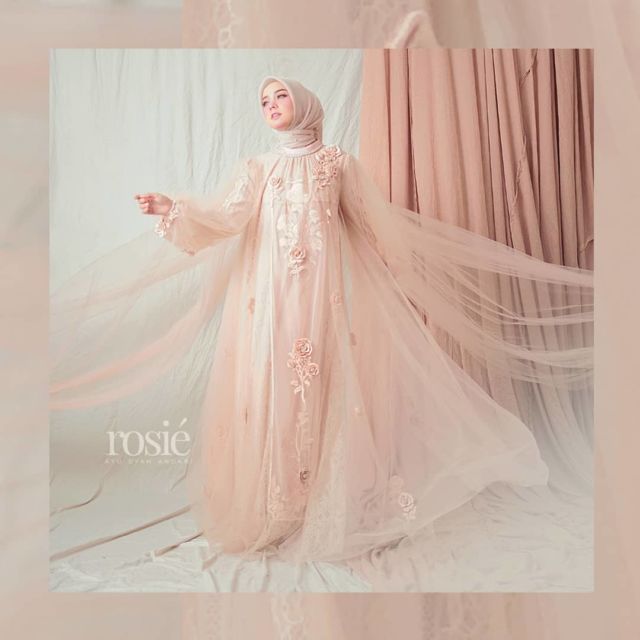 Detail Gambar Desain Baju Pengantin Muslimah Nomer 15