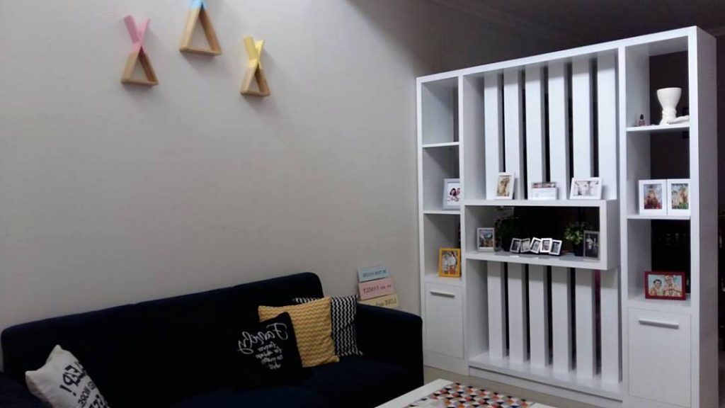 Detail Gambar Desain Partisi Ruang Tamu Dan Ruang Makan Nomer 22