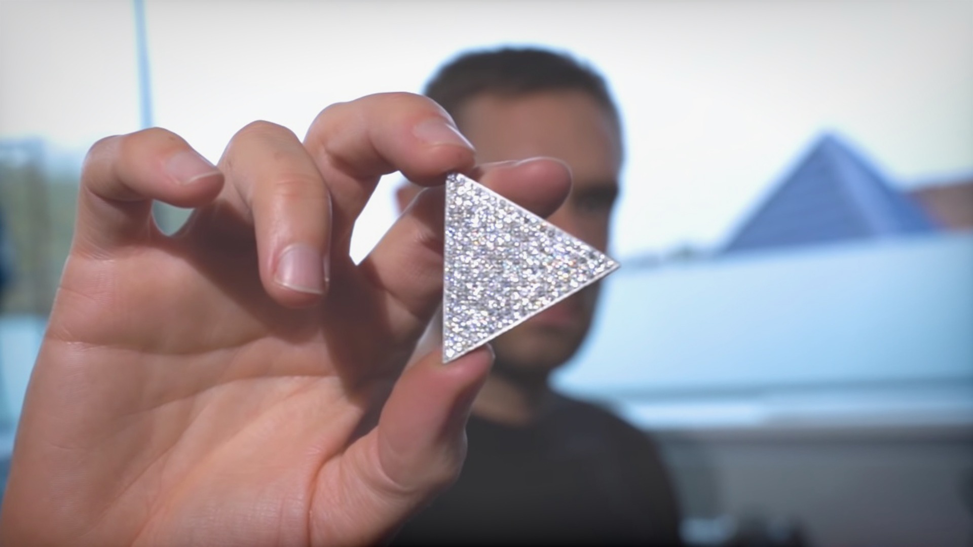 Detail Gambar Diamond Play Button Nomer 27