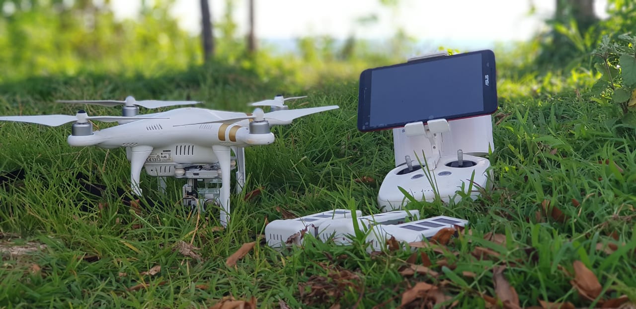 Detail Gambar Drone Phantom Gambar Drone Lagi Survey Dilapangan Nomer 14