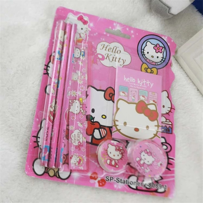 Detail Gambar Elsa Gambar Hello Kitty Nomer 27