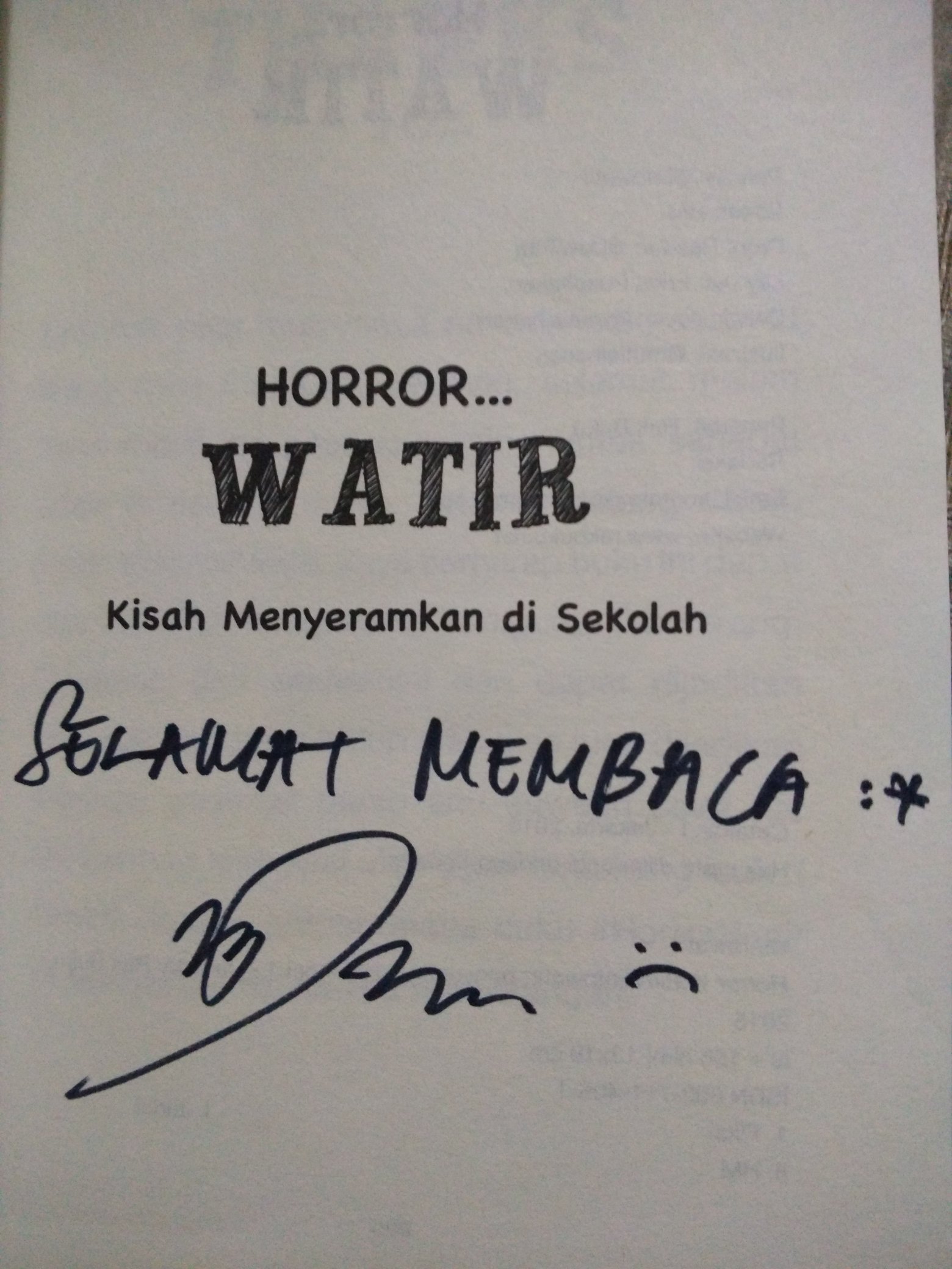 Detail Gambar Emot Membaca Buku Nomer 23