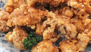 Detail Gambar Fried Chicken Di Piring Nomer 26