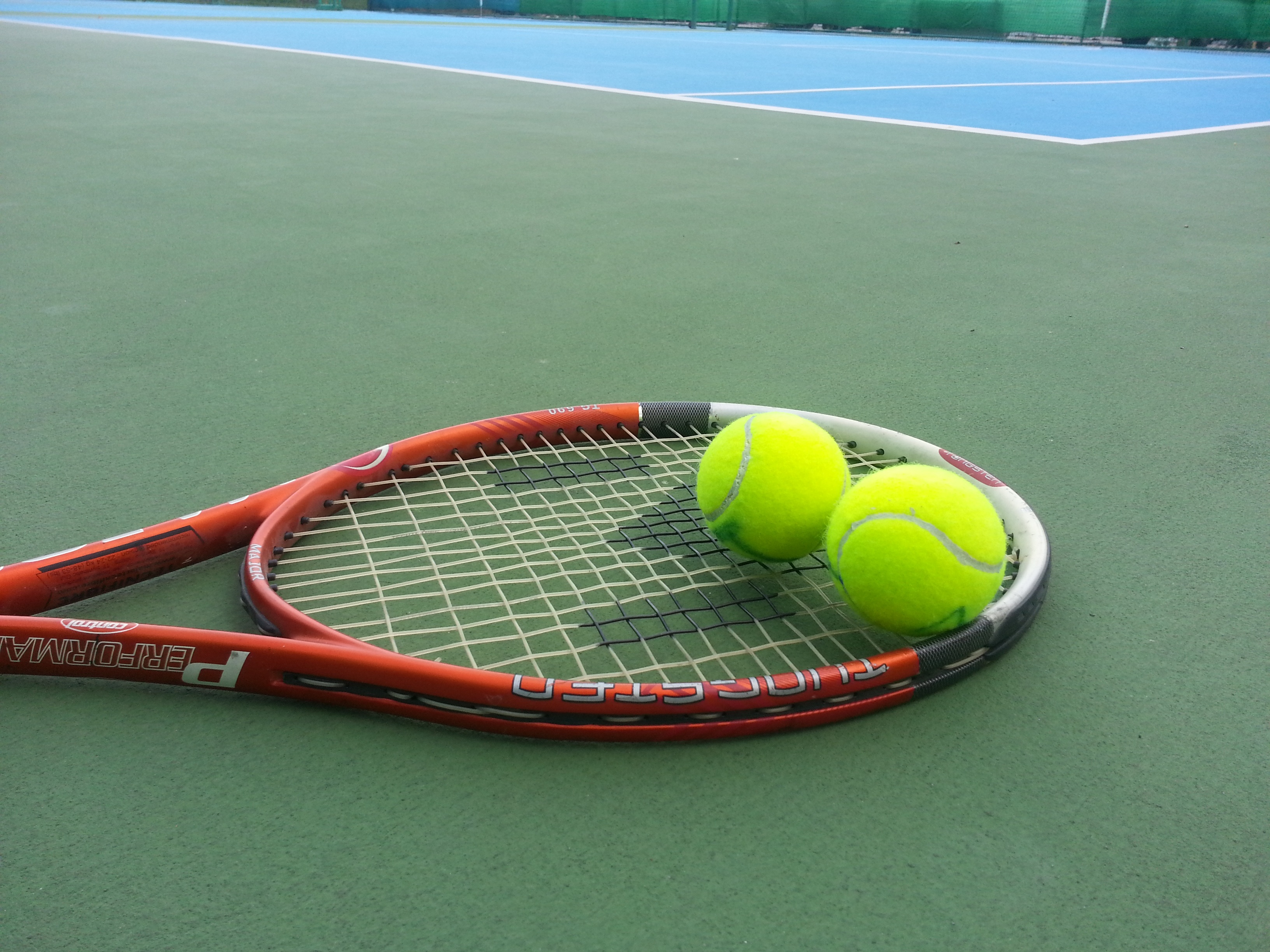 Detail Gambar Gambar Alat Olahraga Gambar Gambar Alat Olahraga Tenis Lapangan Nomer 3