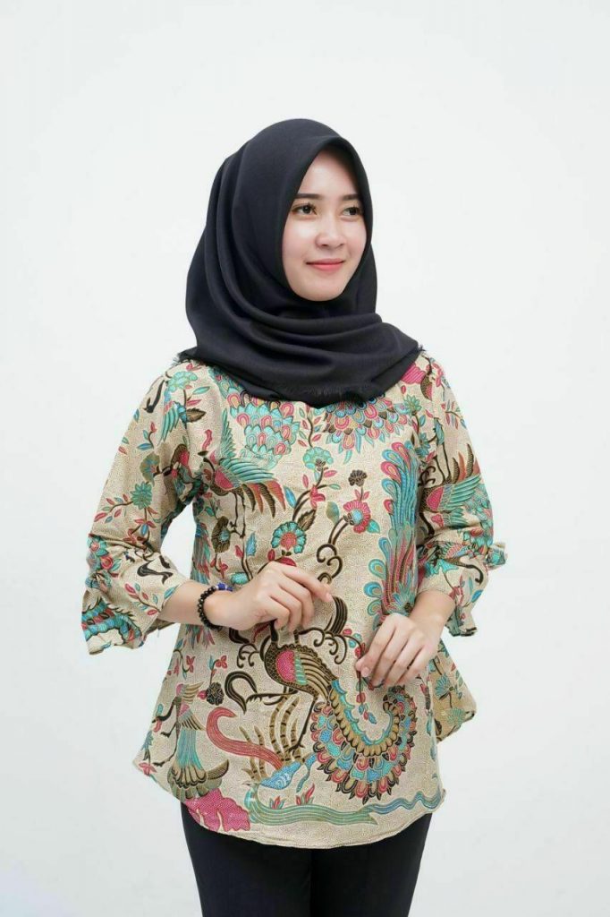 Detail Gambar Gambar Model Baju Batik Untuk Kerja Nomer 31