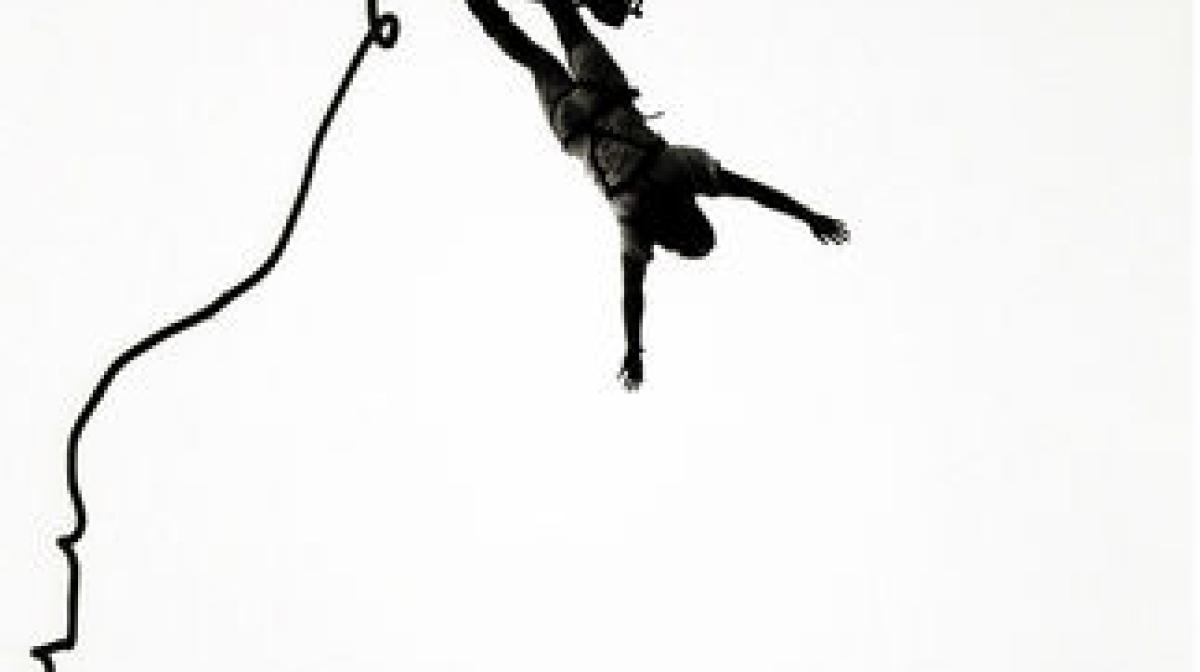 Detail Bungee Jumping Risiko Nomer 2