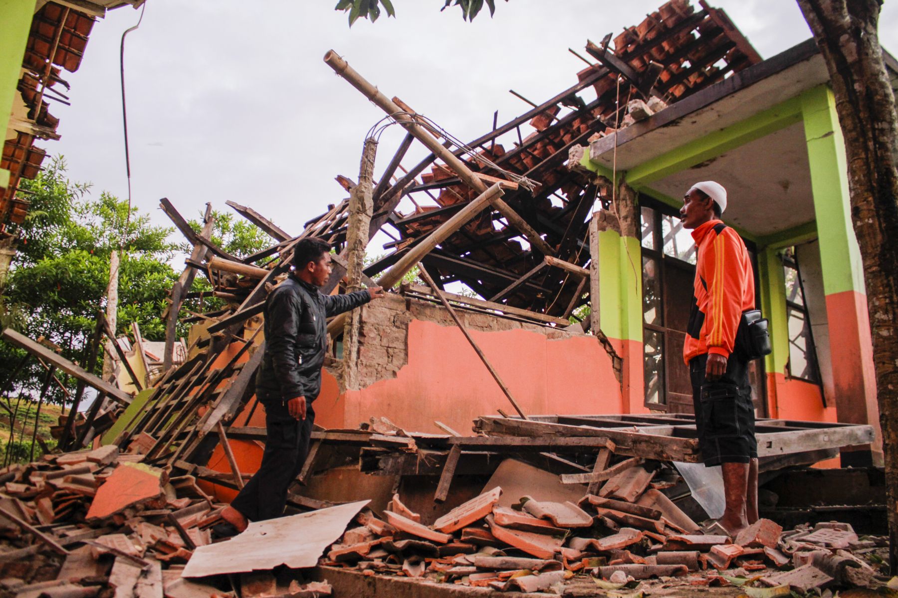 Detail Gambar Gempa Tektonik Nomer 41