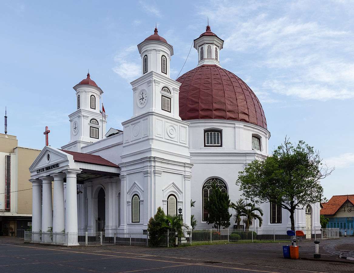 Detail Gambar Gereja Beserta Umatnya Gambar Tempat Ibadah Budha Nomer 23