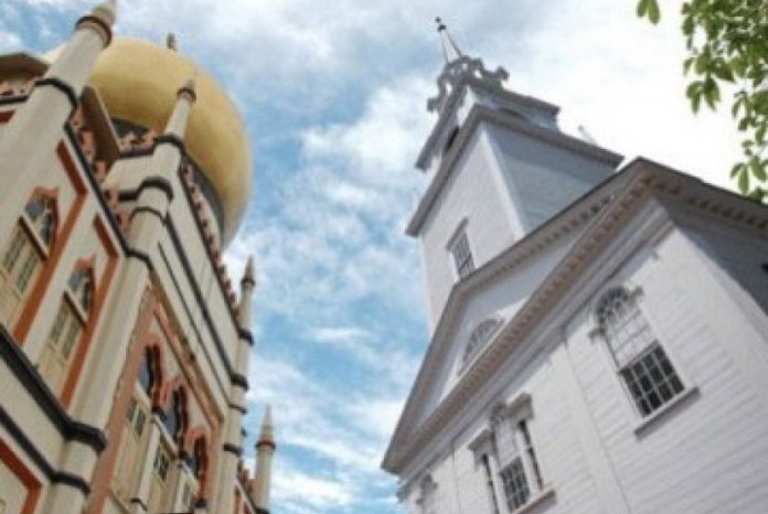 Detail Gambar Gereja Beserta Umatnya Gambar Tempat Ibadah Hindu Beserta Umatnya Nomer 36