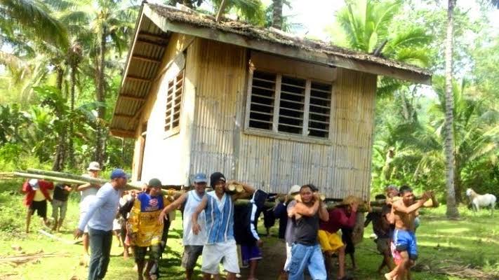 Detail Gambar Gotong Royong Di Masyarakat Beserta Penjelasannya Dari Gambar Tersebut Nomer 26