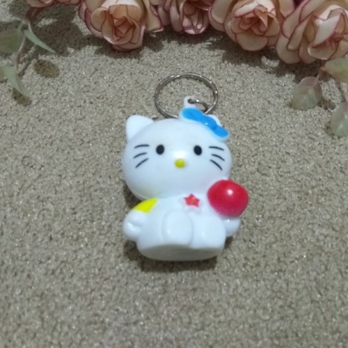 Detail Gambar Hello Kitty Pegang Bunga Nomer 21