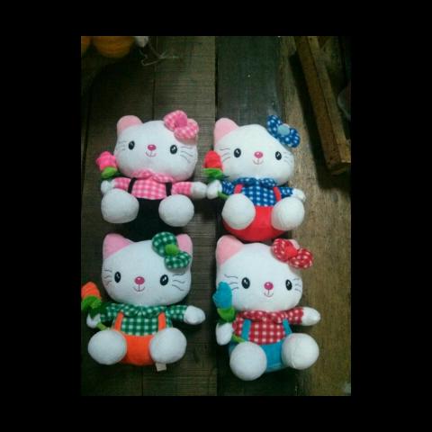 Detail Gambar Hello Kitty Pegang Bunga Nomer 28