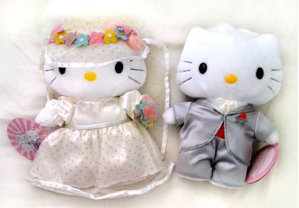 Detail Gambar Hello Kitty Romantis Nomer 13