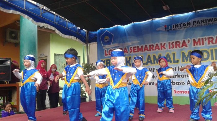 Detail Gambar Islami Untuk Lomba Mewarnai Isro Miroj Nomer 28