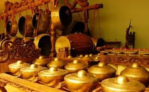 Detail Gambar Jenis Jenis Gamelan Bonang Dan Sebutkan Namanya Nomer 4