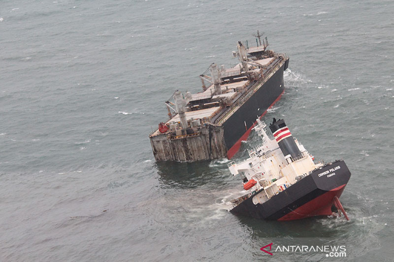 Detail Gambar Kapal Ferry Di Jepang Nomer 30