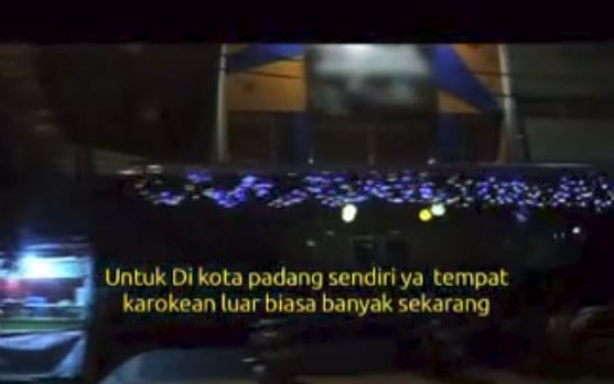 Detail Gambar Karaoke Wanita Seksi Nomer 47