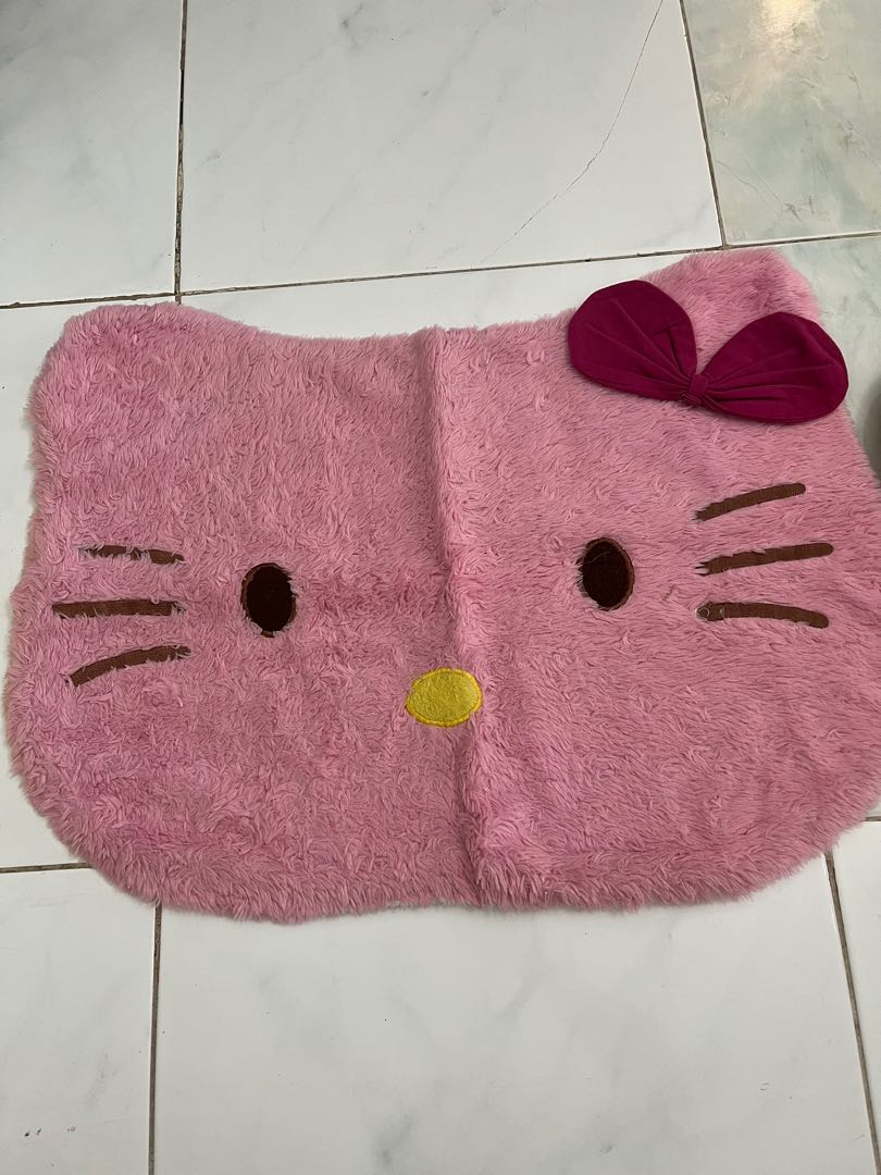 Detail Gambar Karpet Hello Kitty Nomer 39